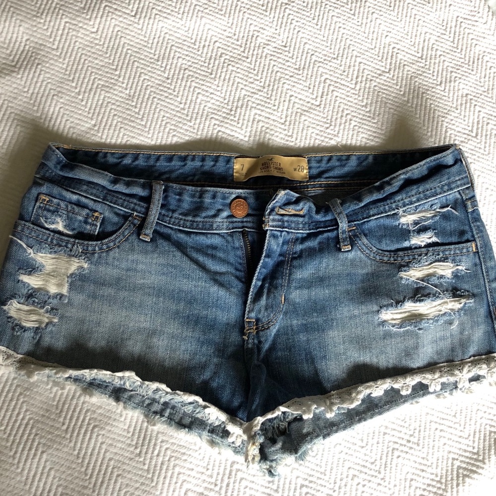 Hollister Short Low Rise.